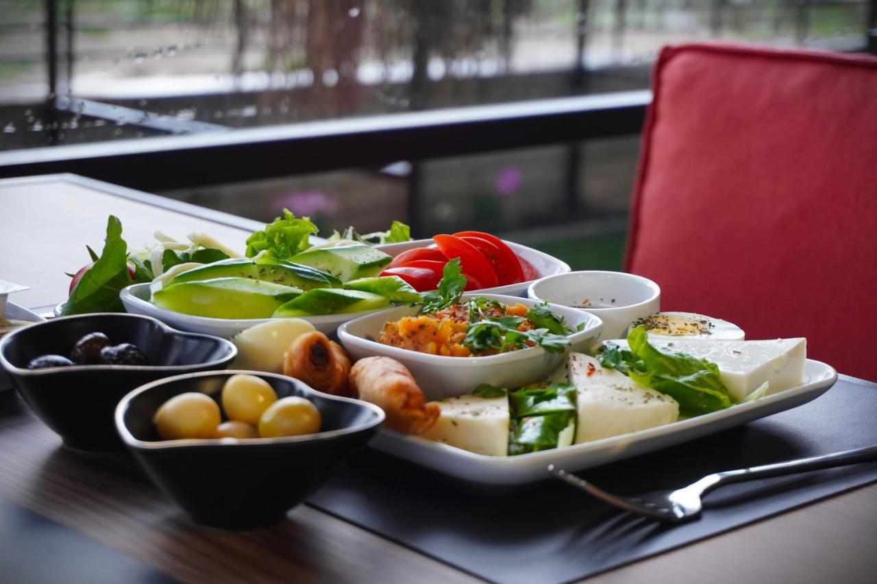 Reynabe Boutique Hotel ดิกิลิ ภายนอก รูปภาพ