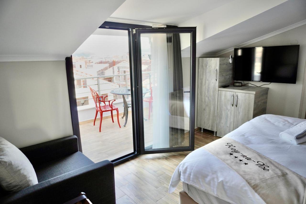 Reynabe Boutique Hotel ดิกิลิ ภายนอก รูปภาพ
