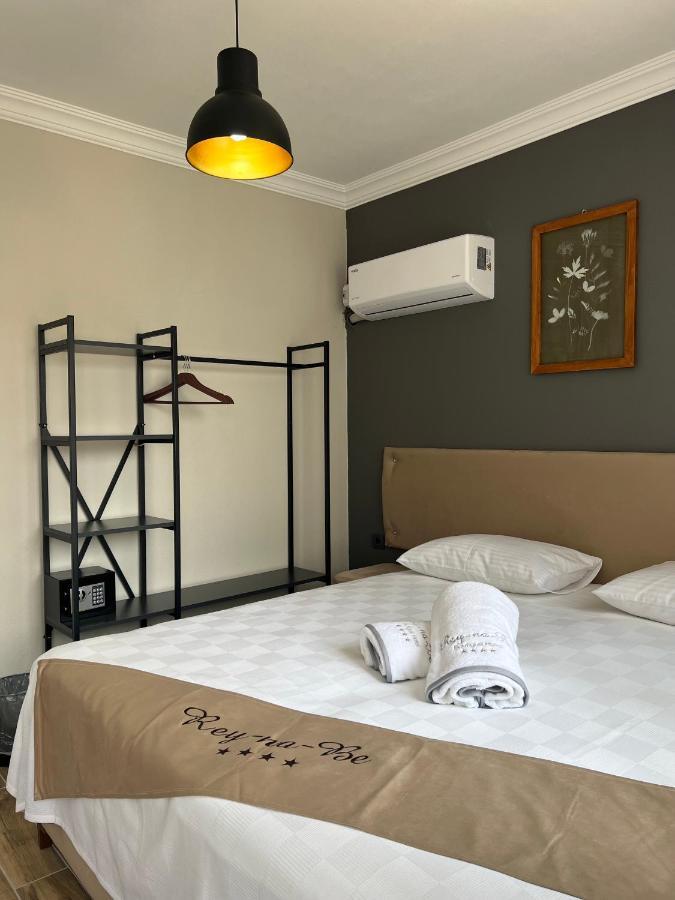 Reynabe Boutique Hotel ดิกิลิ ภายนอก รูปภาพ